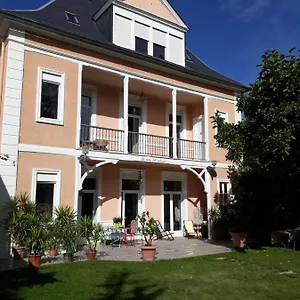 Rue De Lorry Couette-café Bagnères-de-Bigorre